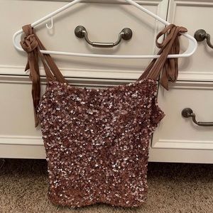 Super cute free people top!